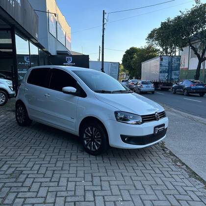 VOLKSWAGEN FOX 1.6 MI 8V FLEX 4P MANUAL VOLKSWAGEN FOX 1.6 MI 8V FLEX 4P MANUAL